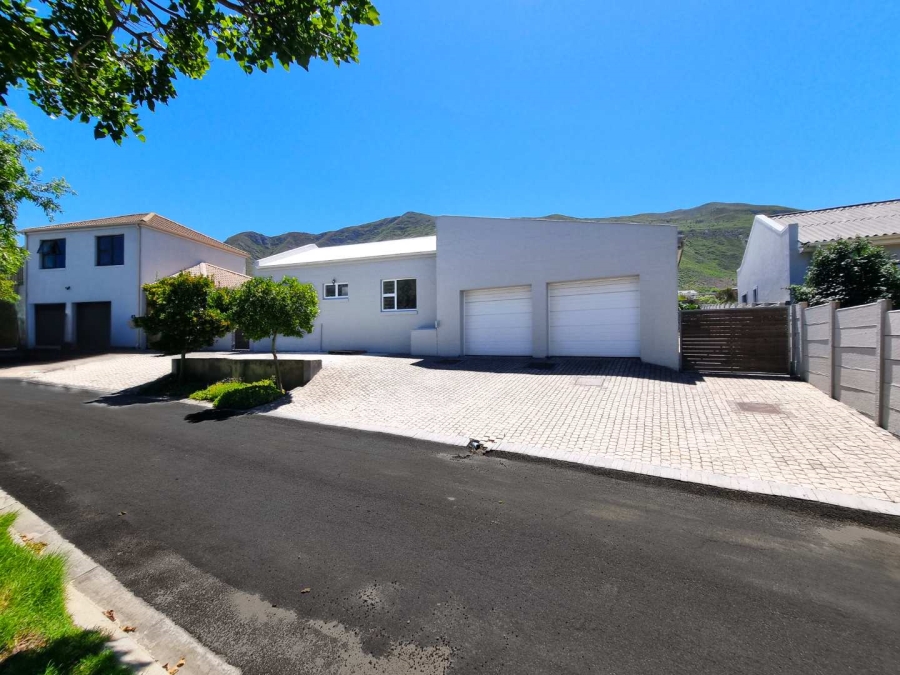 3 Bedroom Property for Sale in Onrus Western Cape